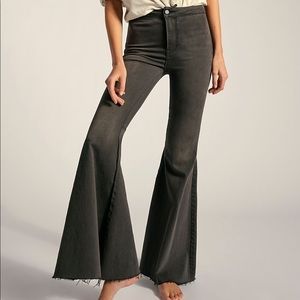 free people just float on flare jeans (black)